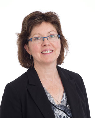 Dr Julia Racle